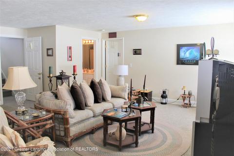 2575 Limerick Cir, Holt, MI 48842 photo 31