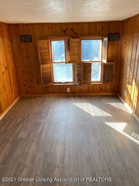 915 E Csar E Chvez Ave, Lansing, MI 48906 photo 7