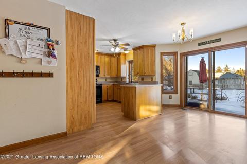1314 Wolf Run, Lansing, MI 48917 photo 8