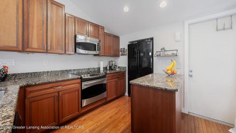 1228 Academic Way, Haslett, MI 48840 photo 7