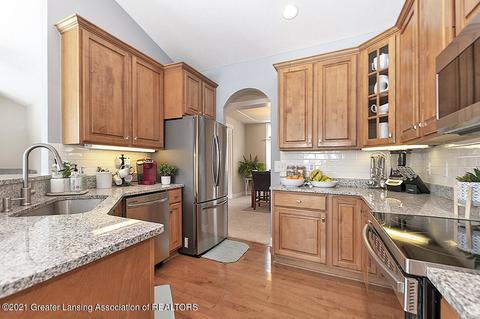 12720 Paradise Dr, Dewitt, MI 48820 photo 11