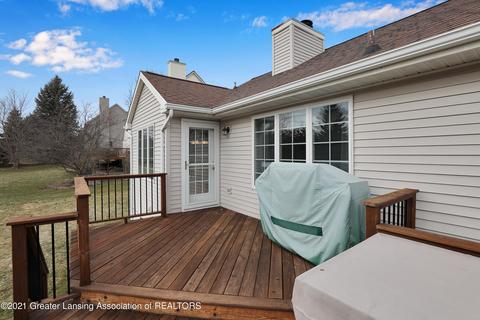 3301 Hollow Spring Dr, Dewitt, MI 48820 photo 4