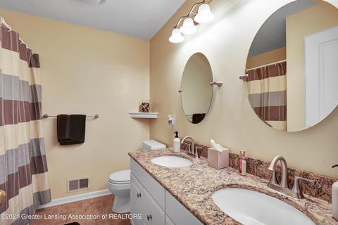 3301 Hollow Spring Dr, Dewitt, MI 48820 photo 28