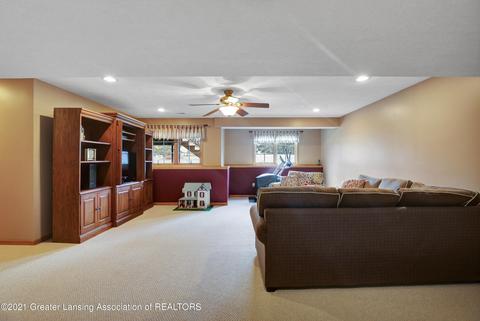 3301 Hollow Spring Dr, Dewitt, MI 48820 photo 31