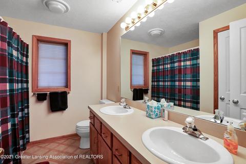 3301 Hollow Spring Dr, Dewitt, MI 48820 photo 34
