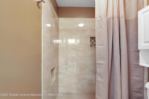 3301 Hollow Spring Dr, Dewitt, MI 48820 photo 21