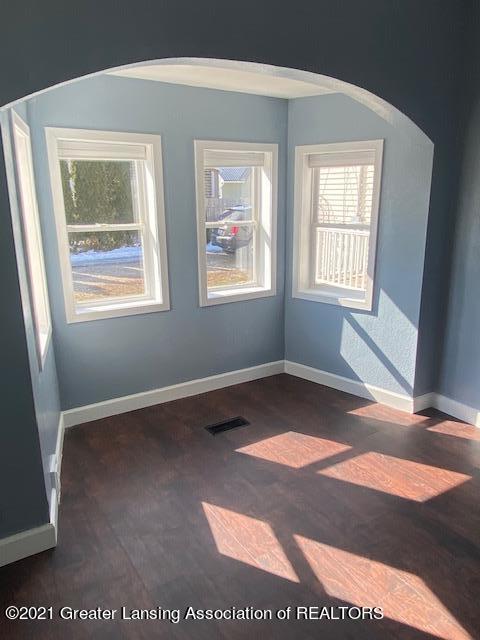 431 N Main St, Fowler, MI 48835 photo 9