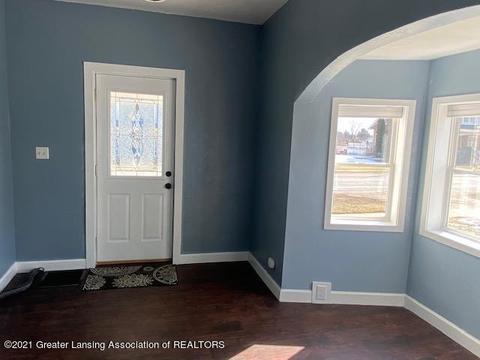 431 N Main St, Fowler, MI 48835 photo 5