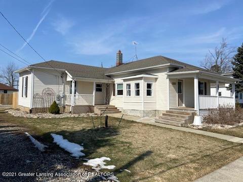 431 N Main St, Fowler, MI 48835 photo 4