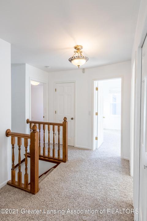 2153 Long Leaf Trl, Okemos, MI 48864 photo 31