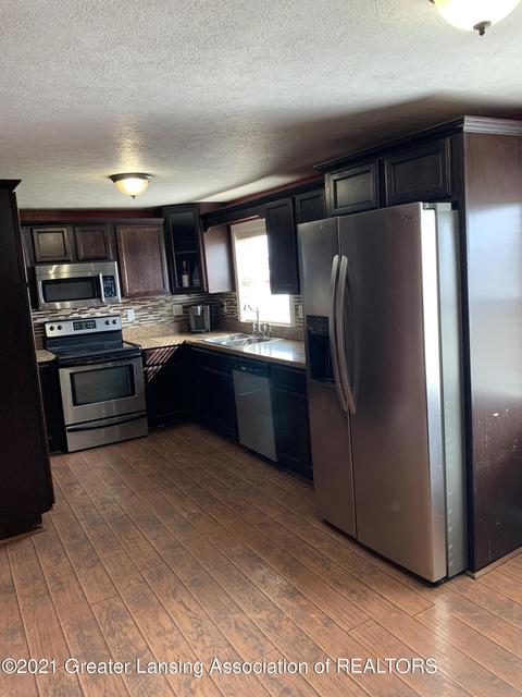 1287 Exchange St, Owosso, MI 48867 photo 7