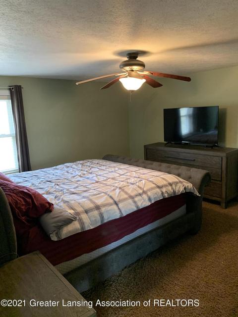 1287 Exchange St, Owosso, MI 48867 photo 10