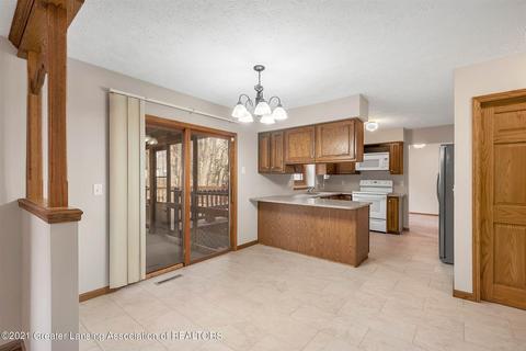 707 Lehigh Dr, Dewitt, MI 48820 photo 17