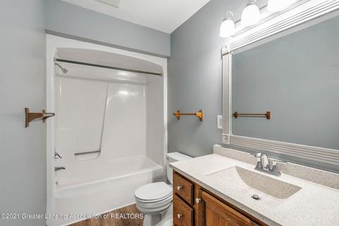 707 Lehigh Dr, Dewitt, MI 48820 photo 32