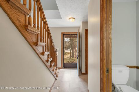 707 Lehigh Dr, Dewitt, MI 48820 photo 5