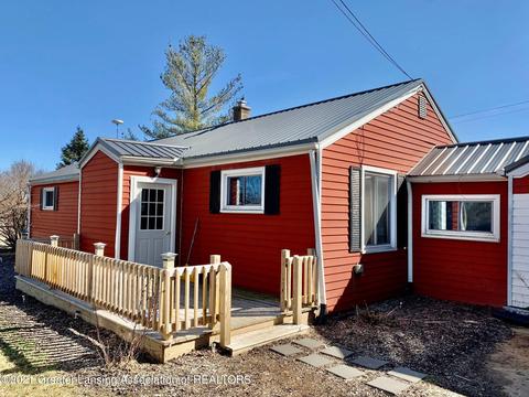 2109 W Maple Rapids Rd, Saint Johns, MI 48879 photo 2