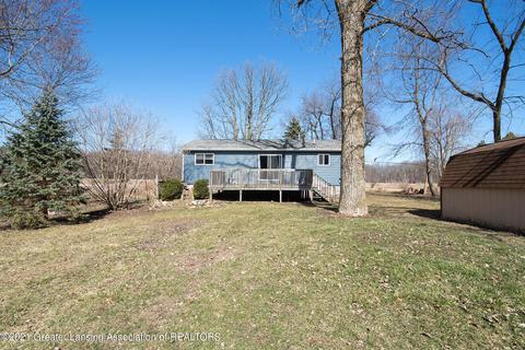6717 Lansing Rd, Perry, MI 48872 photo 23
