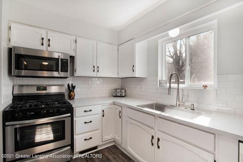 6717 Lansing Rd, Perry, MI 48872 photo 9