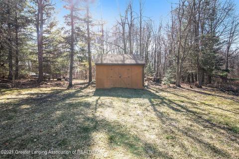 6717 Lansing Rd, Perry, MI 48872 photo 24
