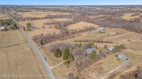 10162 W Herbison Rd, Eagle, MI 48822 photo 44