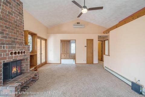 10162 W Herbison Rd, Eagle, MI 48822 photo 13