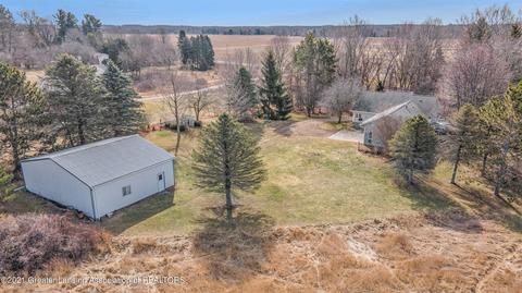 10162 W Herbison Rd, Eagle, MI 48822 photo 7