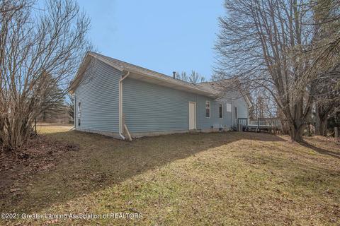 10162 W Herbison Rd, Eagle, MI 48822 photo 38
