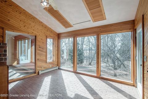 10162 W Herbison Rd, Eagle, MI 48822 photo 21