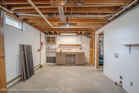 10162 W Herbison Rd, Eagle, MI 48822 photo 32