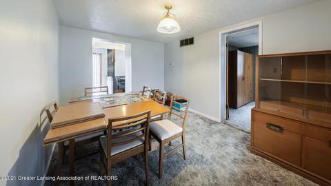 2189 Phillips Ave, Holt, MI 48842 photo 12