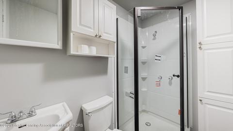 2189 Phillips Ave, Holt, MI 48842 photo 20