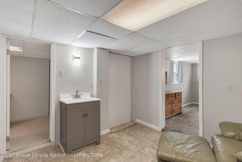 317 W Washington, Dewitt, MI 48820 photo 44