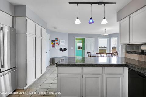 6510 W Howe Rd, Dewitt, MI 48820 photo 14