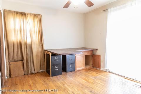 115 E Syringa Dr, Lansing, MI 48910 photo 18