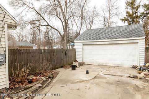 115 E Syringa Dr, Lansing, MI 48910 photo 34