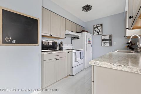 4401 Alpha St, Lansing, MI 48910 photo 9