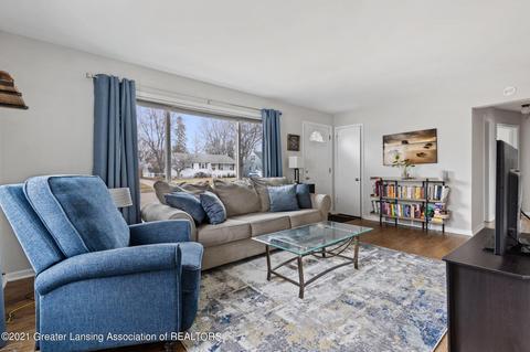 4401 Alpha St, Lansing, MI 48910 photo 7