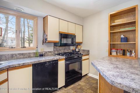 1787 Crest St, Haslett, MI 48840 photo 12