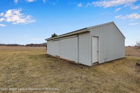 14501 S Wright Rd, Eagle, MI 48822 photo 24