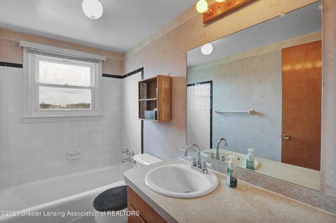 14501 S Wright Rd, Eagle, MI 48822 photo 17