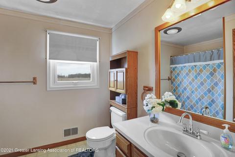 14501 S Wright Rd, Eagle, MI 48822 photo 14