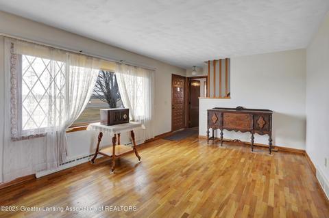 14501 S Wright Rd, Eagle, MI 48822 photo 7