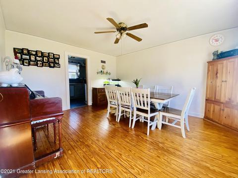 115 E Miller Rd, Lansing, MI 48911 photo 8