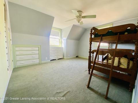 115 E Miller Rd, Lansing, MI 48911 photo 17