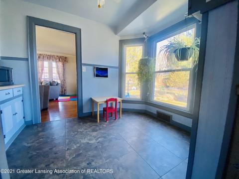 115 E Miller Rd, Lansing, MI 48911 photo 7