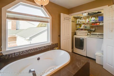 804 Amesbury Dr, Dewitt, MI 48820 photo 71