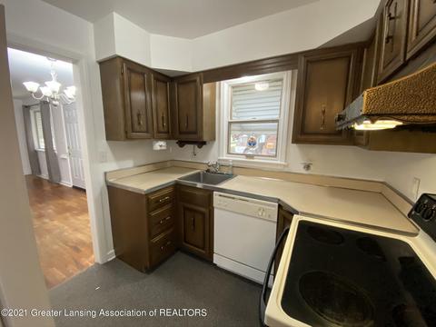 770 Fitting Ave, Lansing, MI 48917 photo 6