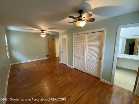 770 Fitting Ave, Lansing, MI 48917 photo 17