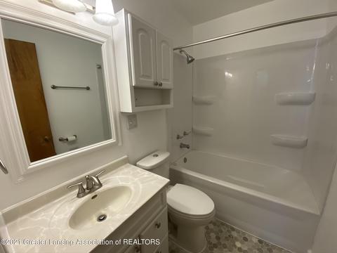 770 Fitting Ave, Lansing, MI 48917 photo 12