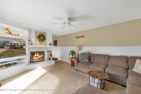 13146 Farm Ln, Dewitt, MI 48820 photo 17